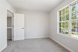 8375 Browns Mill Trce, Lithonia, GA 30038 - Photo 13