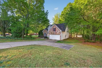 4035 Lakeside, Monroe, GA 30655 - Photo 9