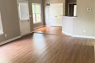 1064 Spanish Moss Ct, Lawrenceville, GA 30045 - Photo 3