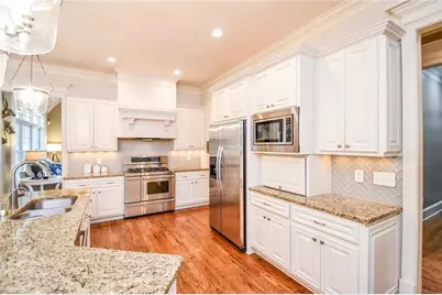 3036 Hickory Hills Drive, Gainesville, GA 30506 - Photo 13