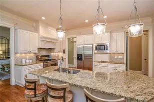 3036 Hickory Hills Dr, Gainesville, GA 30506 - Photo 11