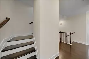 824 Stone Ridge Ln, Atlanta, GA 30324 - Photo 43