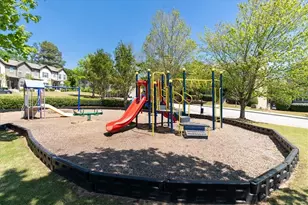 1214 Hawthorne Tr, Atlanta, GA 30344 - Photo 33