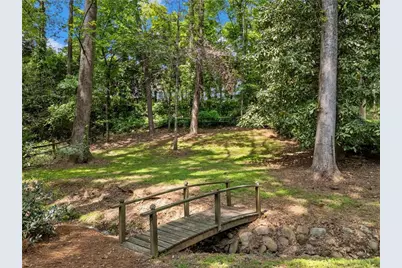 4842 Kitty Hawk Drive, Atlanta, GA 30342 - Photo 47