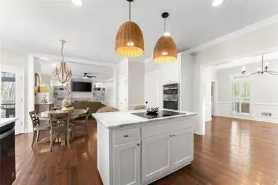 210 Weatherwood Circle, Alpharetta, GA 30004 - Photo 17