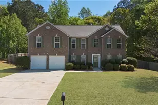218 Hickory Branch Dr, Acworth, GA 30101 - Photo 1