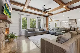 4217 Alba Ln, Buford, GA 30519 - Photo 9