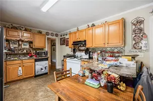 151 Ginn St, Carnesville, GA 30521 - Photo 11