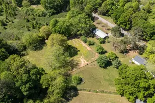 151 Ginn St, Carnesville, GA 30521 - Photo 33