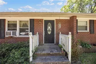 151 Ginn St, Carnesville, GA 30521 - Photo 5