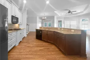 202 Hickory Nut Ln, Canton, GA 30115 - Photo 9