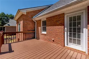 6628 Windvane Point, Clermont, GA 30527 - Photo 11