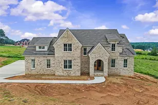 2275 Malcom Ests Dr, Bogart, GA 30622 - Photo 1