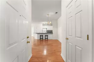 1015 Holly Dr, Gainesville, GA 30501 - Photo 9