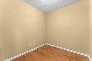 1015 Holly Dr, Gainesville, GA 30501 - Photo 31