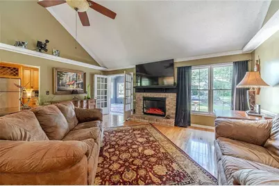 2272 Kimberley Way, Snellville, GA 30078 - Photo 9