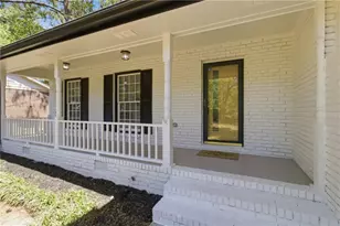 524 Fond Du Lac Dr, Stone Mountain, GA 30088 - Photo 7