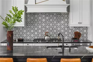 1760 Barclay Close NW, Atlanta, GA 30318 - Photo 9