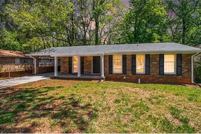 835 Pine Roc Drive, Stone Mountain, GA 30083 - Photo 3