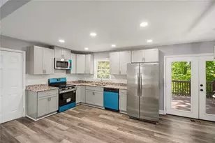 835 Pine Roc Dr, Stone Mountain, GA 30083 - Photo 13