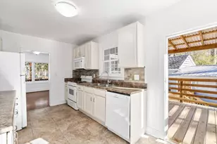 3310 E Roxboro Rd NE, Atlanta, GA 30324 - Photo 15