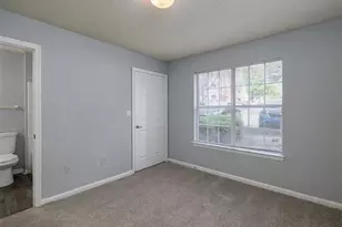 825 Hank Aaron Dr SW, Atlanta, GA 30315 - Photo 11