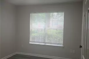 825 Hank Aaron Dr SW, Atlanta, GA 30315 - Photo 9