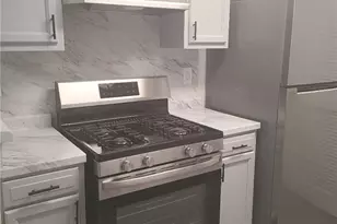 825 Hank Aaron Dr SW, Atlanta, GA 30315 - Photo 3