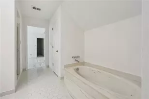 6757 Riverside Dr, Atlanta, GA 30328 - Photo 25