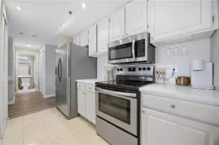 3481 Lakeside Dr NE, Atlanta, GA 30326 - Photo 11