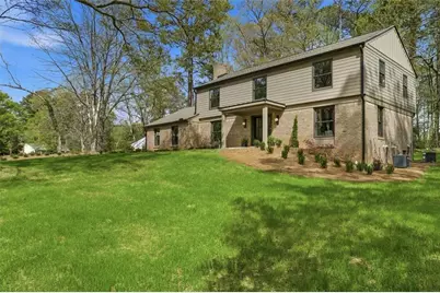 3829 Fox Hills SE, Marietta, GA 30067 - Photo 5