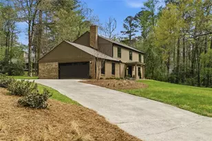 3829 Fox Hills SE, Marietta, GA 30067 - Photo 5