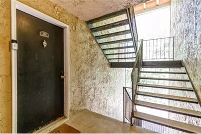 3005 Seven Pines Lane #201, Atlanta, GA 30339 - Photo 5