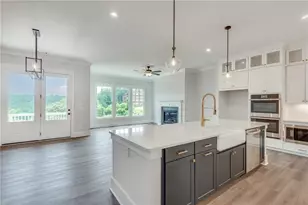 435 Maplewood Dr, Roswell, GA 30075 - Photo 9