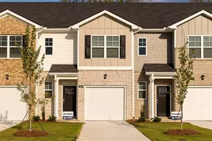 208 Kenmore Cir, Perry, GA 31069 - Photo 1