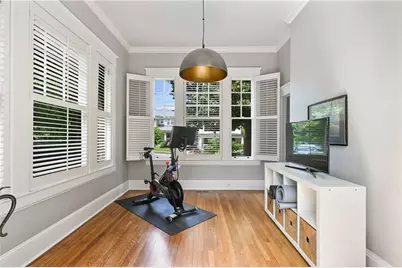 635 Bonaventure Avenue NE, Atlanta, GA 30306 - Photo 9