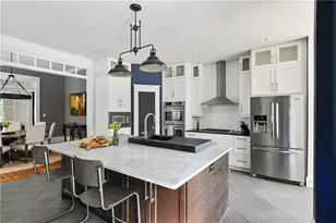 635 Bonaventure Ave NE, Atlanta, GA 30306 - Photo 11