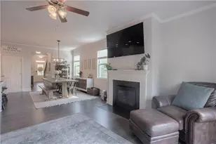6363 Crosscreek Ln, Flowery Branch, GA 30542 - Photo 9