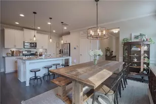 6363 Crosscreek Ln, Flowery Branch, GA 30542 - Photo 7