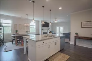6363 Crosscreek Ln, Flowery Branch, GA 30542 - Photo 15