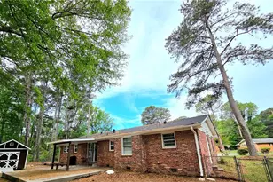 1227 Dove Ct, Morrow, GA 30260 - Photo 5