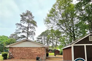 1227 Dove Ct, Morrow, GA 30260 - Photo 3