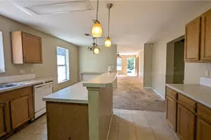 2324 Nelms Dr SW, Atlanta, GA 30315 - Photo 5