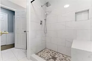 1100 Vonda Ln, Mableton, GA 30126 - Photo 15