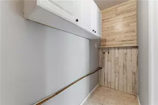 1100 Vonda Ln, Mableton, GA 30126 - Photo 13