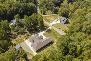 412 Trilium Trail, Pendergrass, GA 30567 - Photo 3