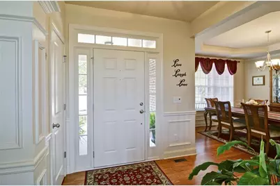 503 Lakeview Court, Woodstock, GA 30188 - Photo 3