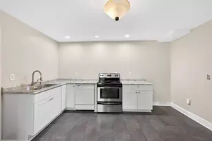 6085 Lake Windsor Pkwy, Buford, GA 30518 - Photo 41