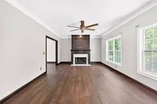 6085 Lake Windsor Pkwy, Buford, GA 30518 - Photo 5