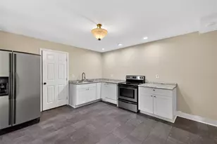 6085 Lake Windsor Pkwy, Buford, GA 30518 - Photo 39